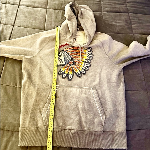 Abercrombie & Fitch Gray Hoodie with Colorful Indian Embroidery Y2K - Picture 8 of 8